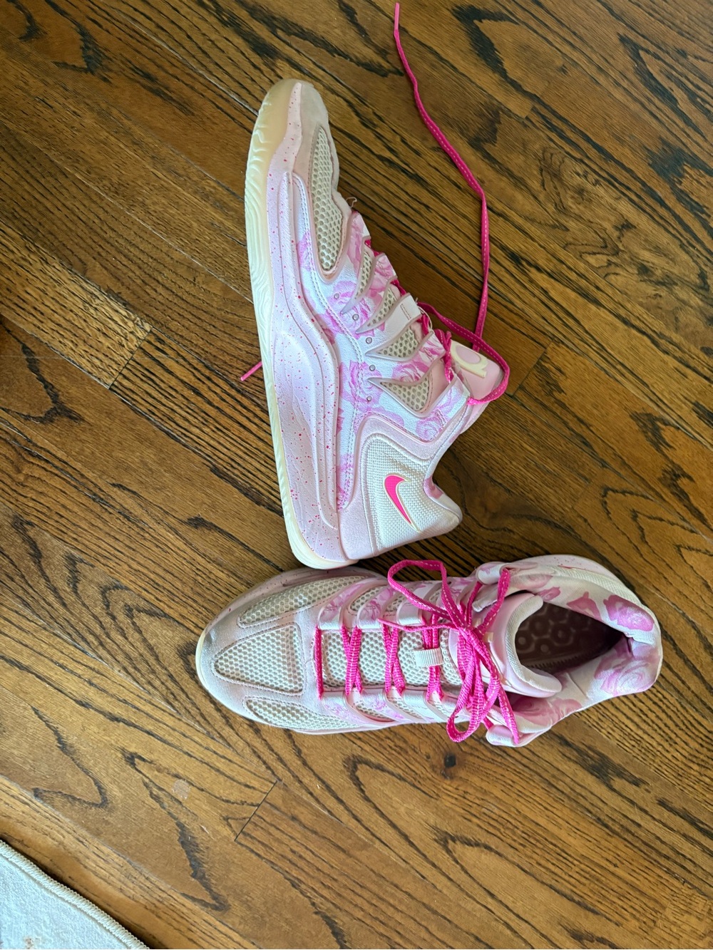 Like NEW KD Aunt Pearl Nike Pink and White Athletic Sneakers Size 12
